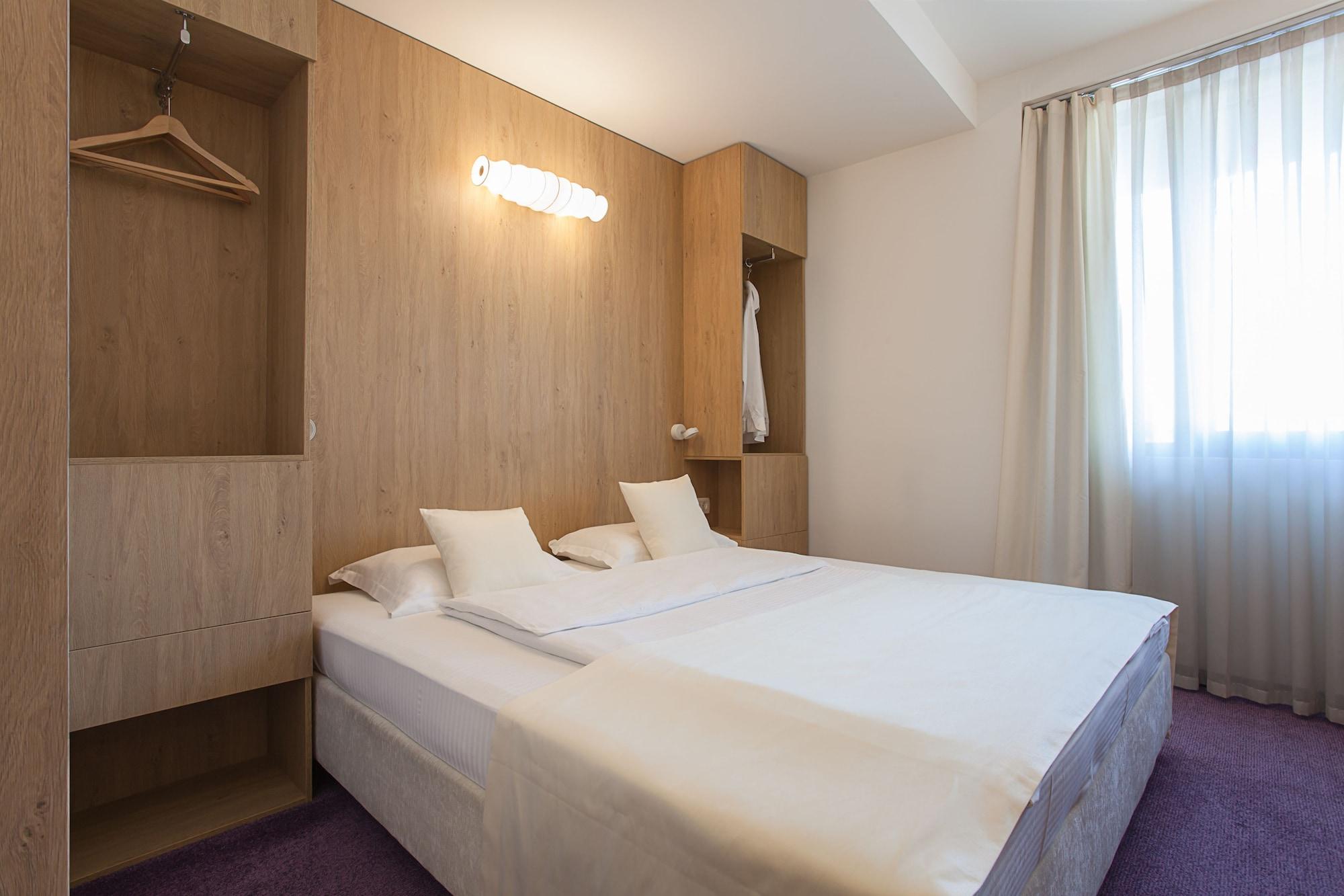City Park Hotel Szkopje Kültér fotó