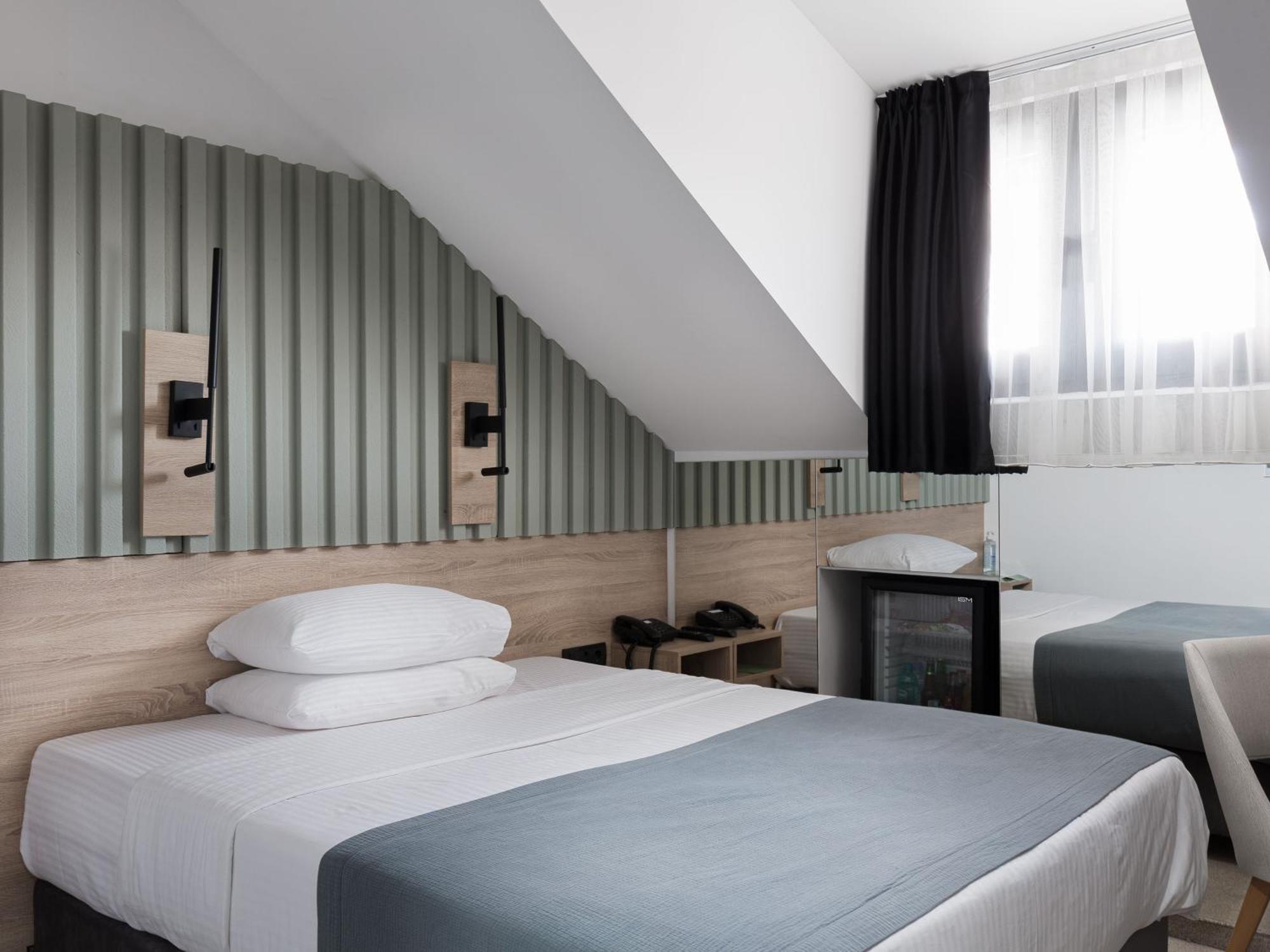City Park Hotel Szkopje Kültér fotó