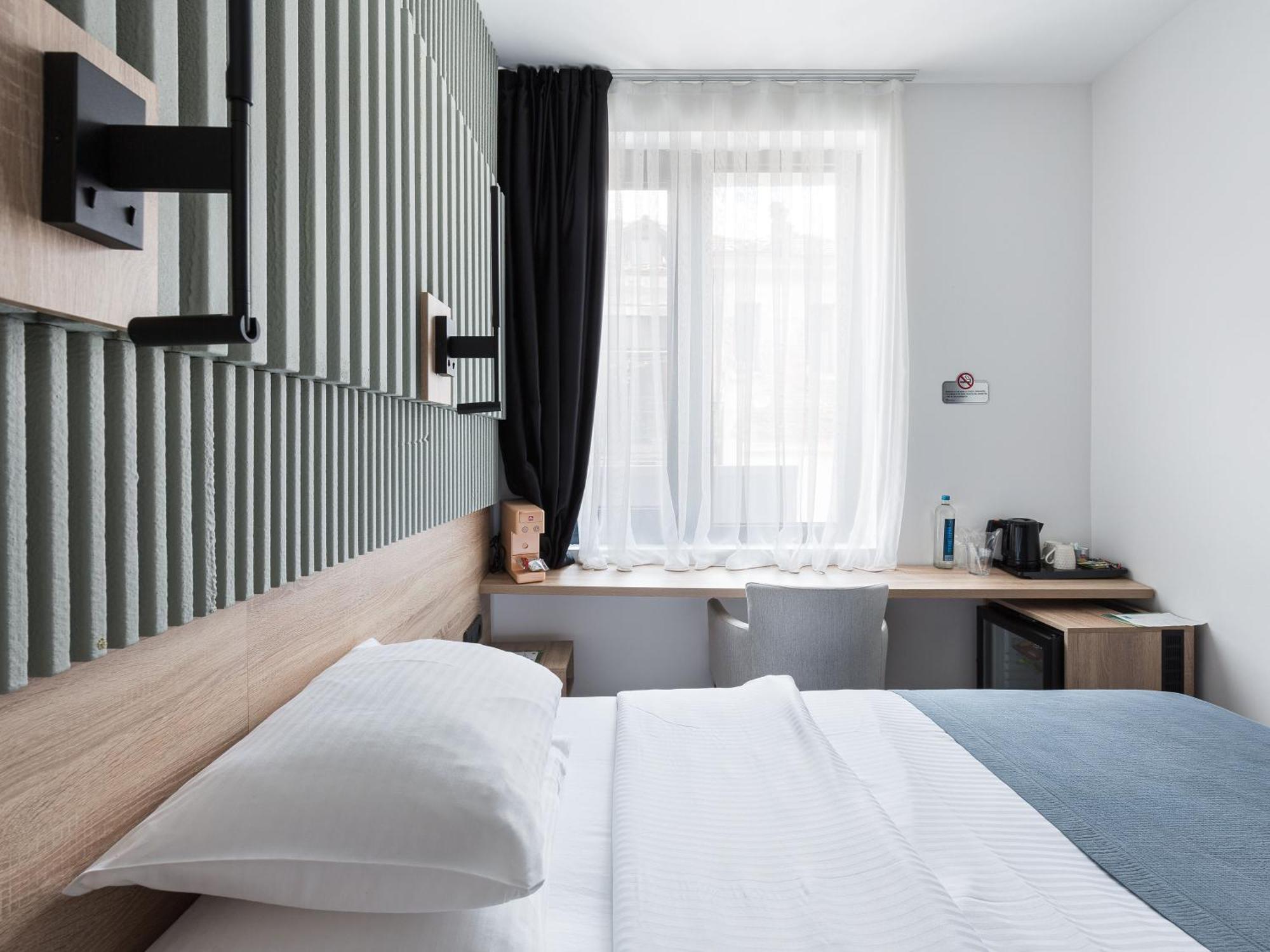 City Park Hotel Szkopje Kültér fotó